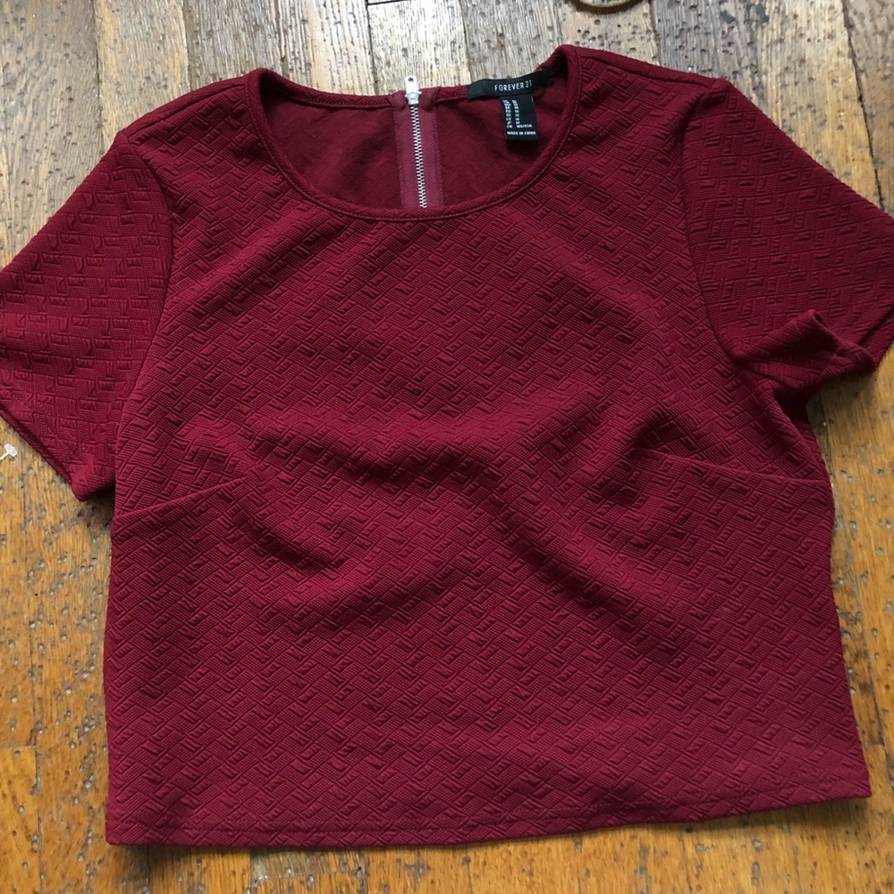Forever 21 cropped t shirt